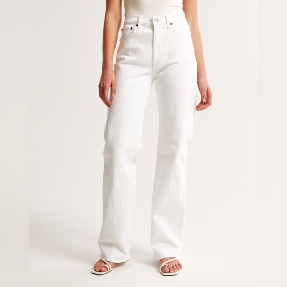 Abercrombie White Vintage High Rise Jeans - Picture 2 of 3